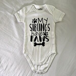 “My siblings have paws” 🐾 novelty onesie